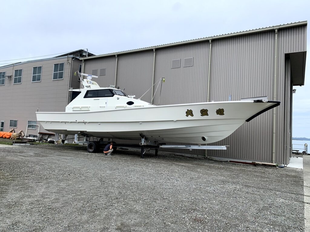 遊漁船・釣船のFRP製造船ならウエスタマリン|セミオーダーメイドで「自分が本当に欲しい船」を造船いたします