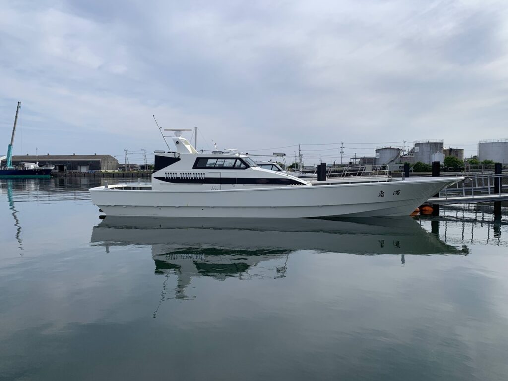 遊漁船・釣船のFRP製造船ならウエスタマリン|セミオーダーメイドで「自分が本当に欲しい船」を造船いたします